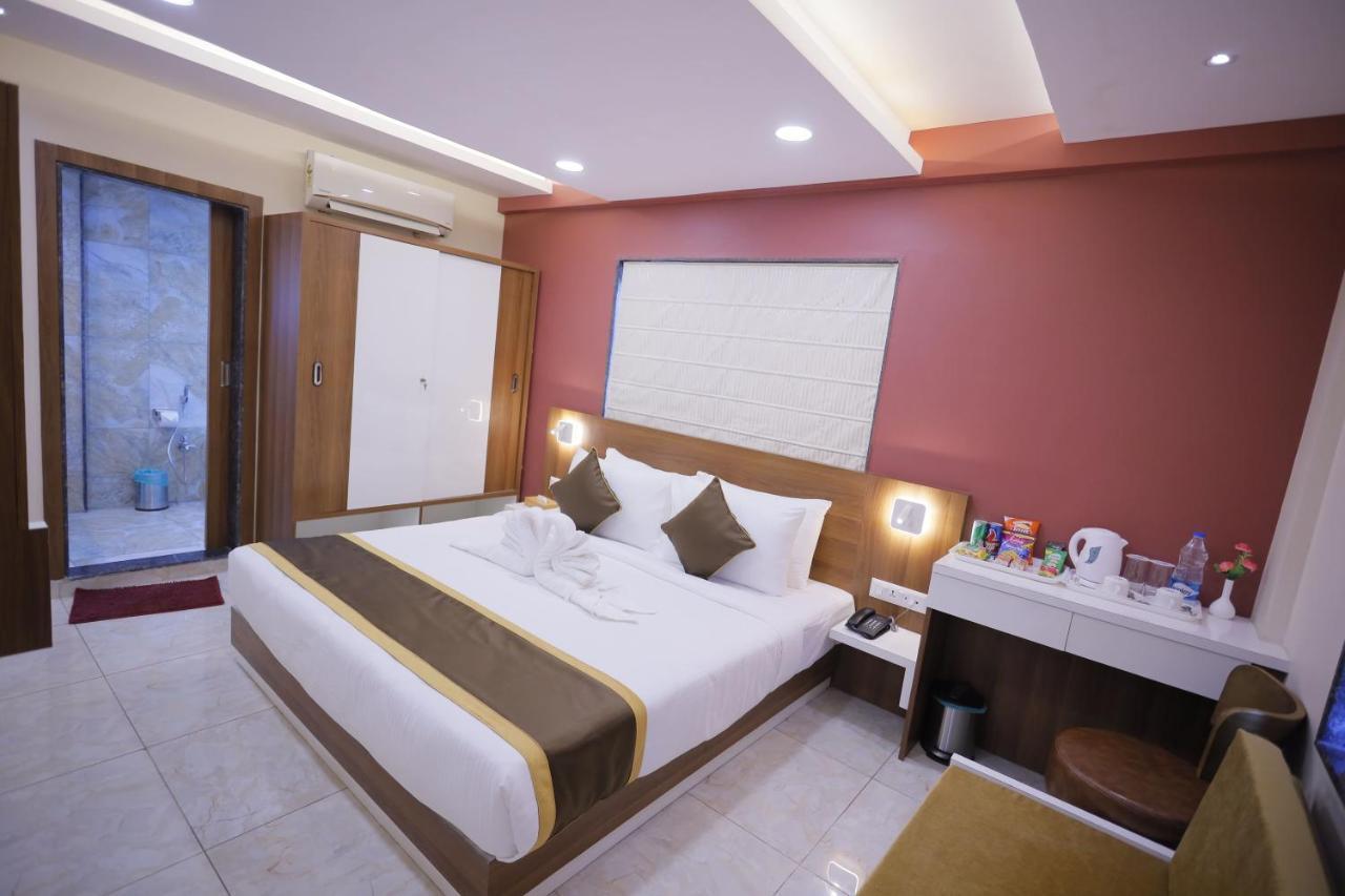 The Avenue Hotel Ballygunge Колката Екстериор снимка