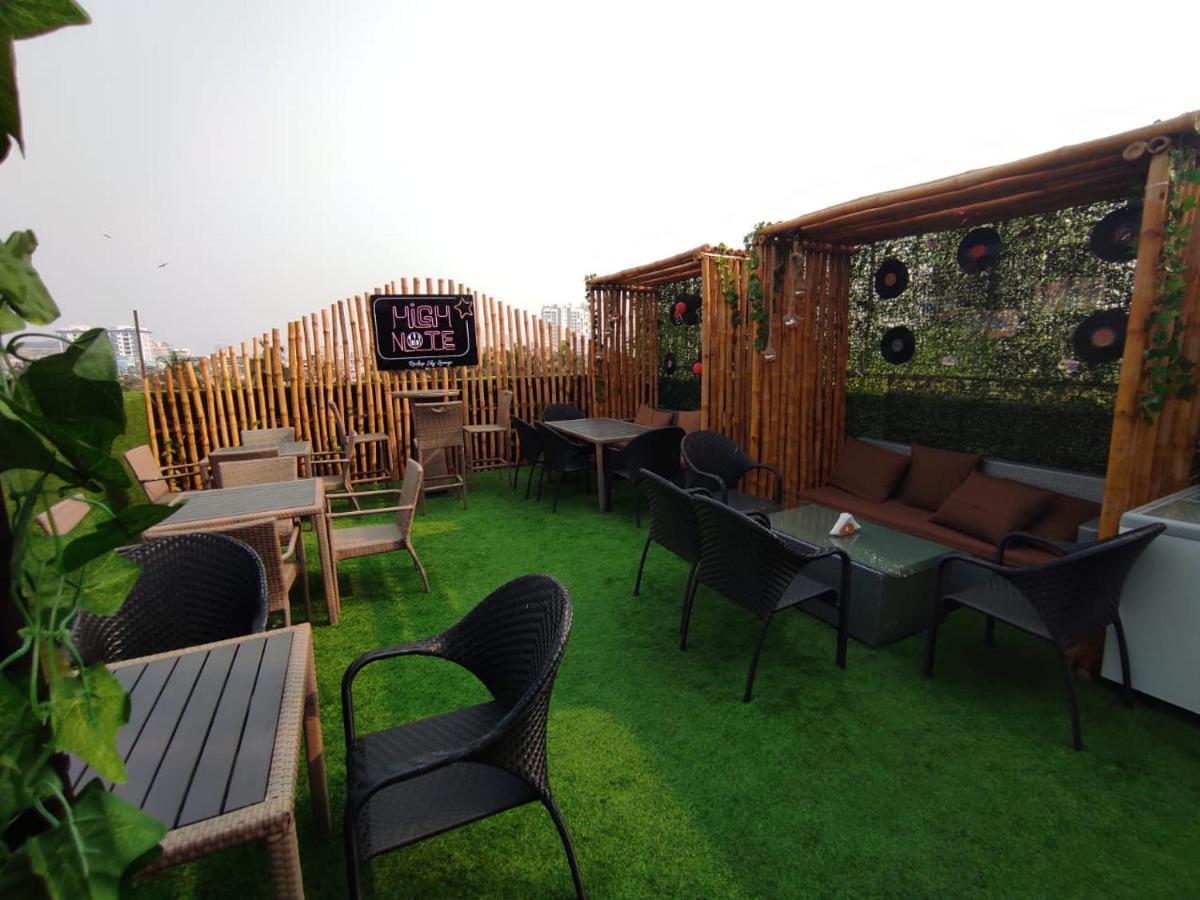 The Avenue Hotel Ballygunge Колката Екстериор снимка