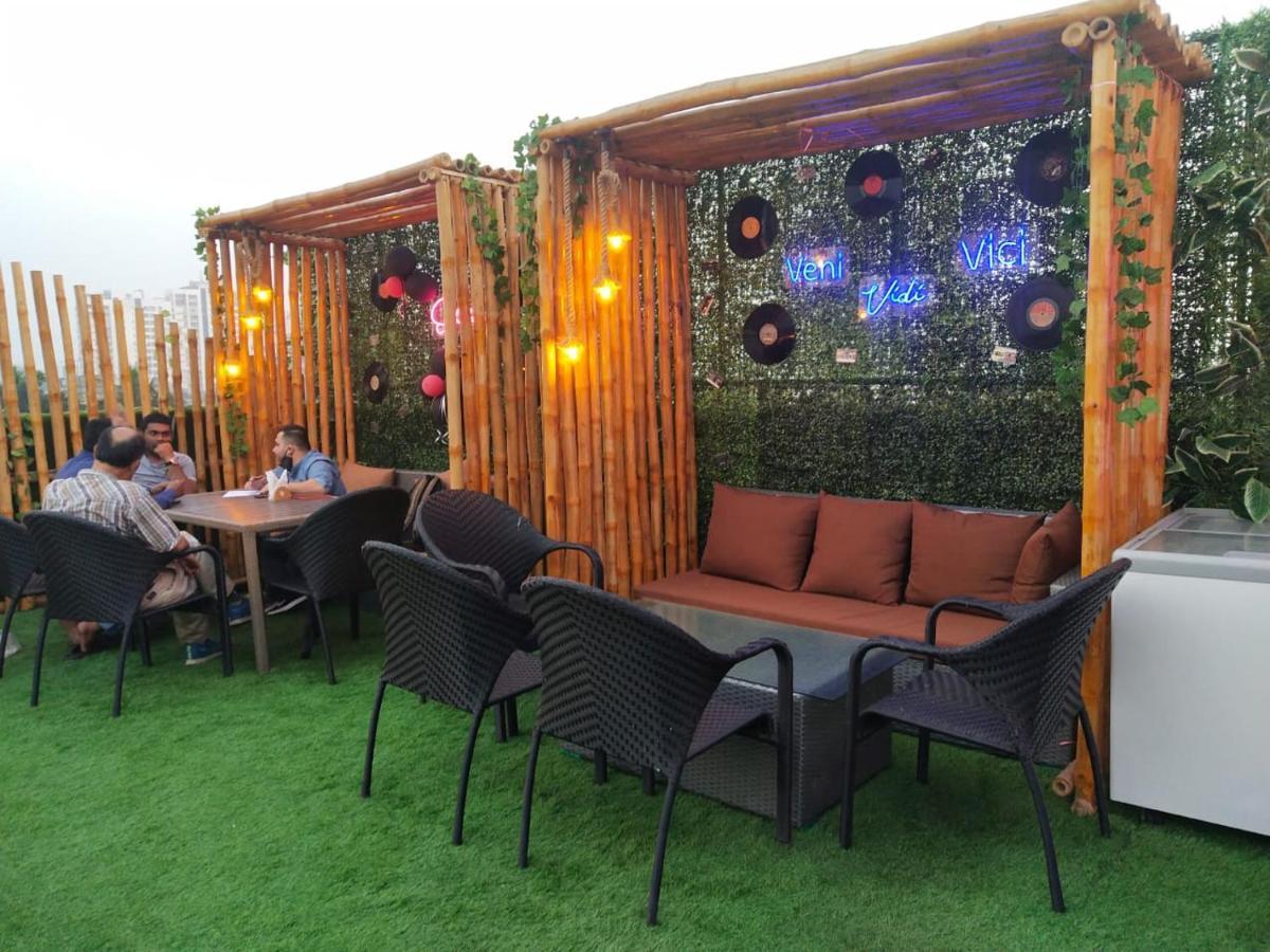 The Avenue Hotel Ballygunge Колката Екстериор снимка