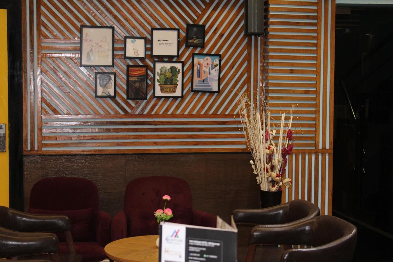 The Avenue Hotel Ballygunge Колката Екстериор снимка